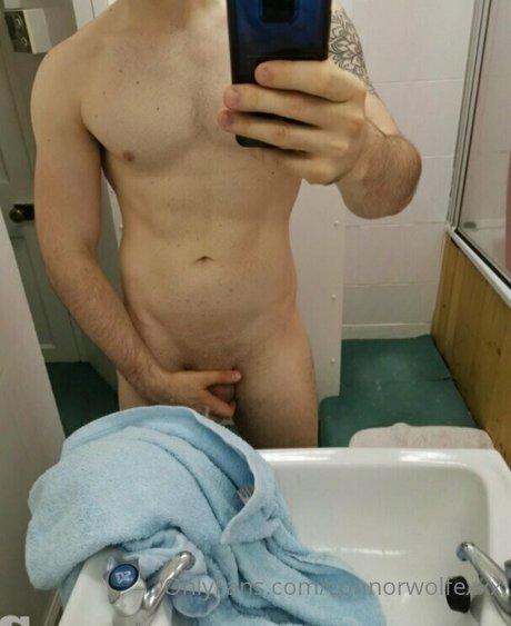 connorwolfexxx sexy model img