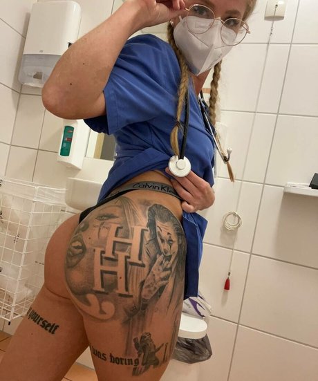 feet free onlyfans hot nude pic