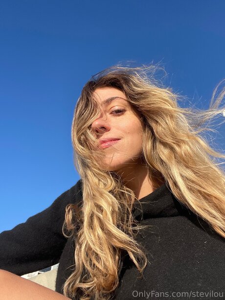 stevilou erotic star photos