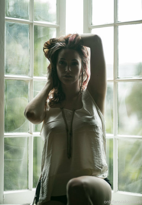 akamikebphoto hd actress pics