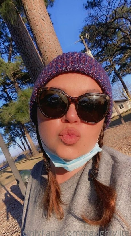 naughtylite art actress images