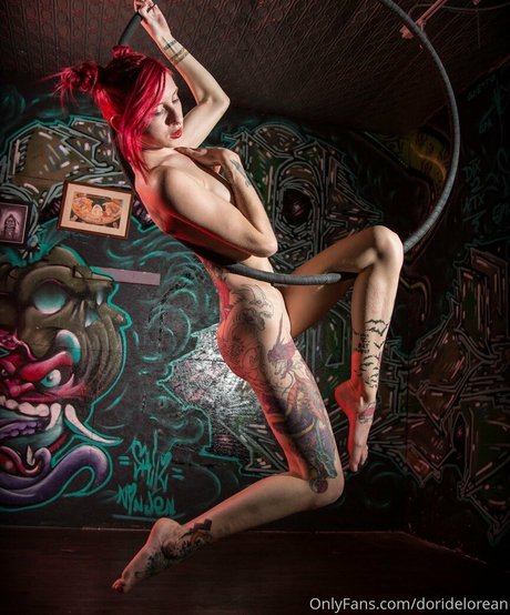 doridelorean model nudes pics