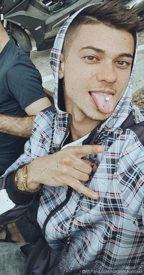 lesbian seduction onlyfans top pics