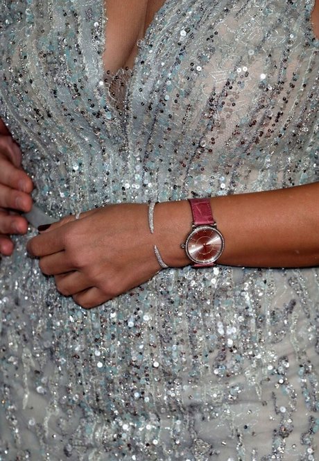 Hend Sabry model high quality pics