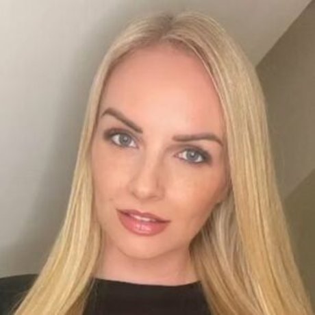 charlottewoodx high quality pornstar img