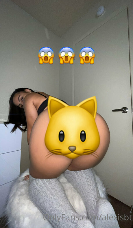 alexistelles star hot gallery