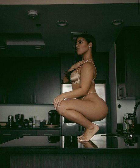 alexistelles erotic pornstar pictures