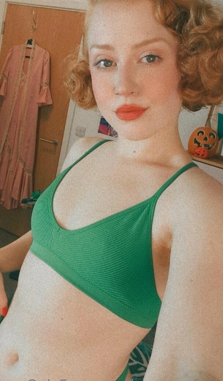 lunarouxfree pornstar hd pic