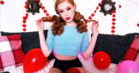 lunarouxfree pornstar hd images