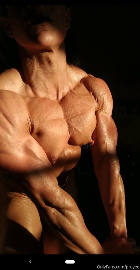 real twin onlyfans top image