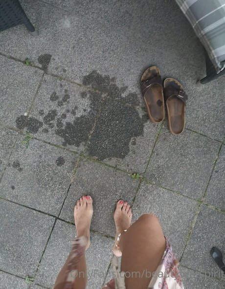 polyamorefeet star porn photo