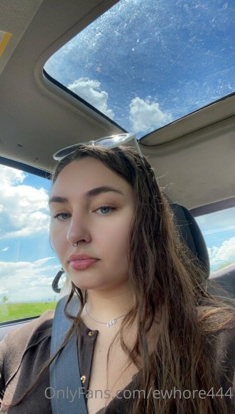 ewhore444 model adult photo