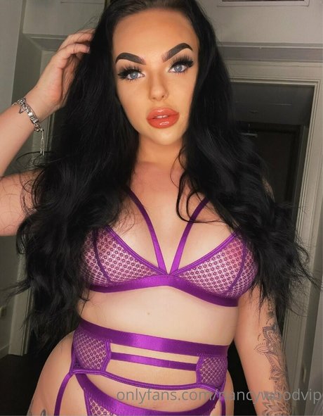 nancywood2 star hot pic