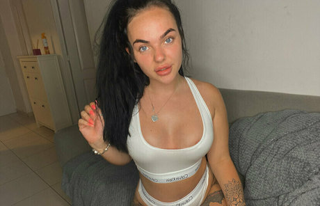 nancywood2 hd pornstar image