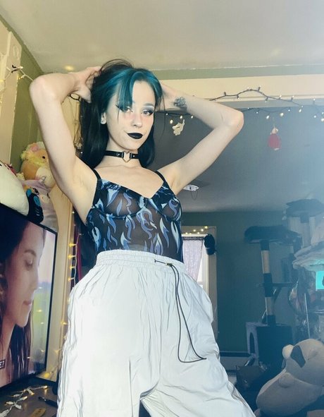 hairy legs onlyfans free naked photos