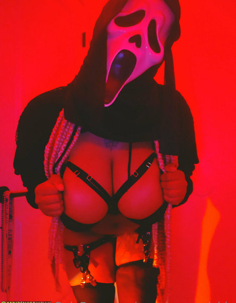 Xmugenyoruichix model xxx photo