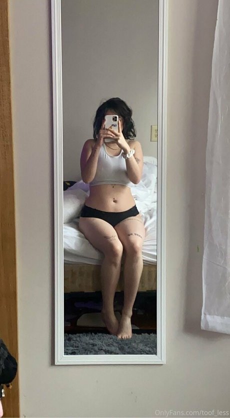 toof less model high quality photos