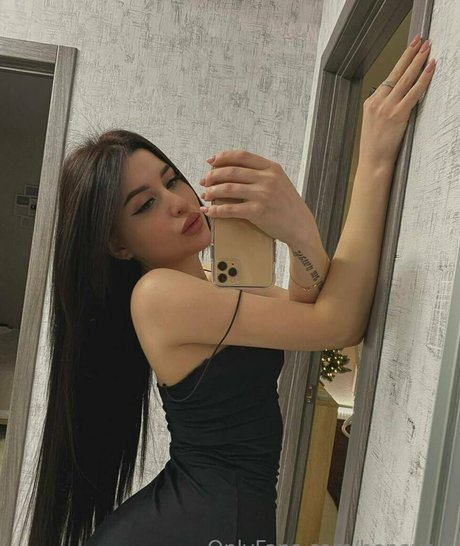 honeyaly pornstar adult images