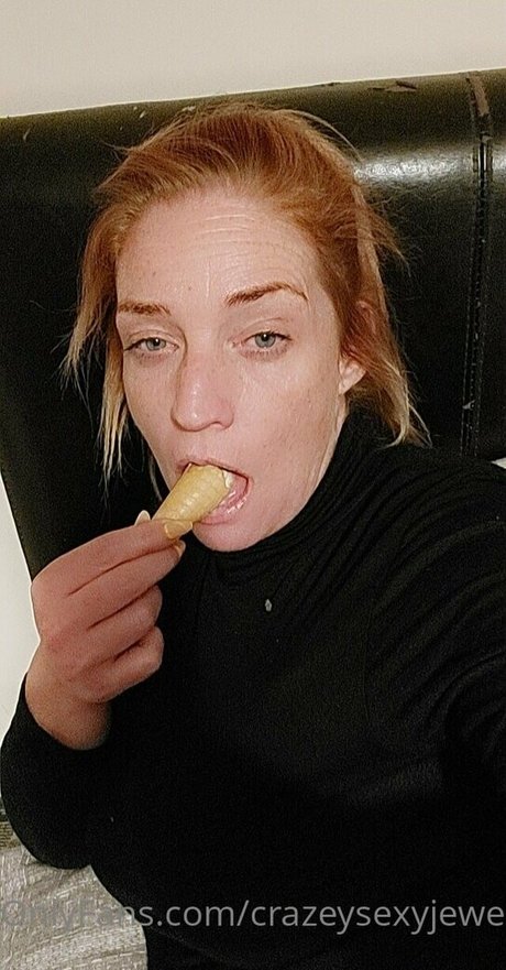 crazeysexyjewels pornographic model image