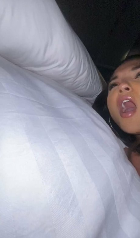 imheavenxo pornstar erotic image