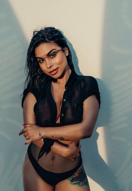 huge fake tits onlyfans sex pics