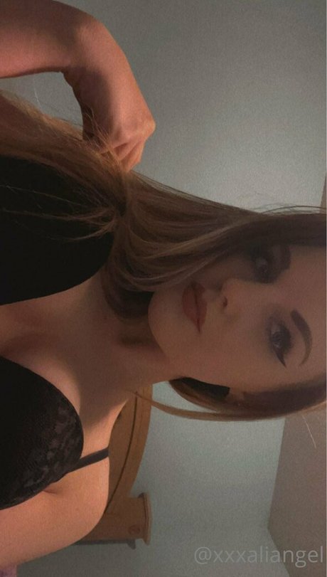 xxxaliangel top actress galleries