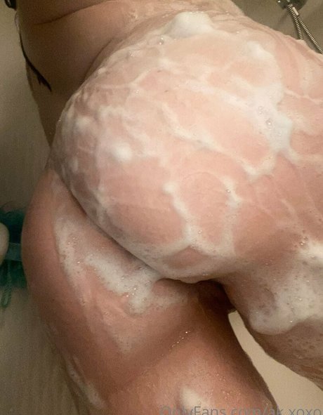 ak xoxo star adult pic