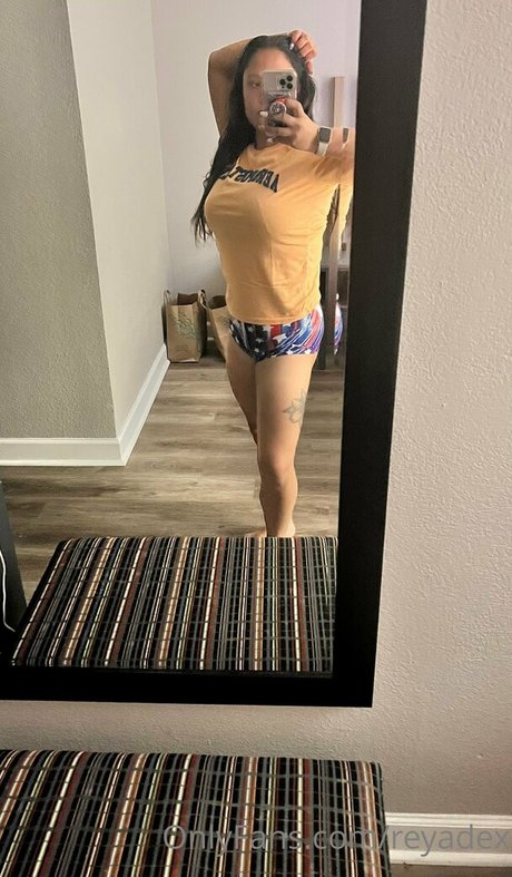 reyadex star sexy img