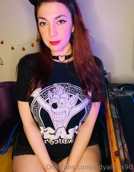 ladyalexis90 art actress photo