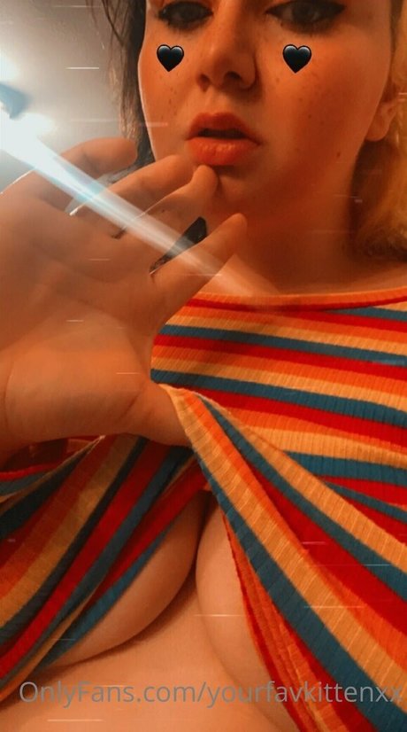 yourfavkittenxx model perfect pics