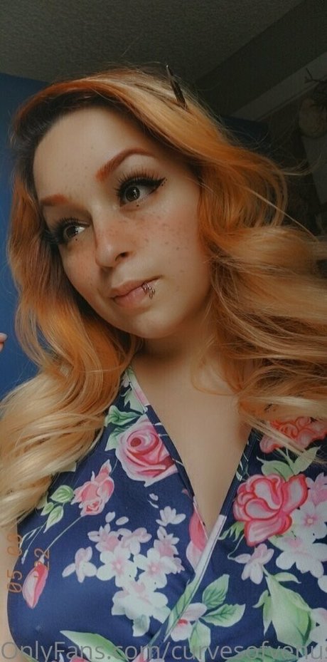 curvesofvenus pretty actress img