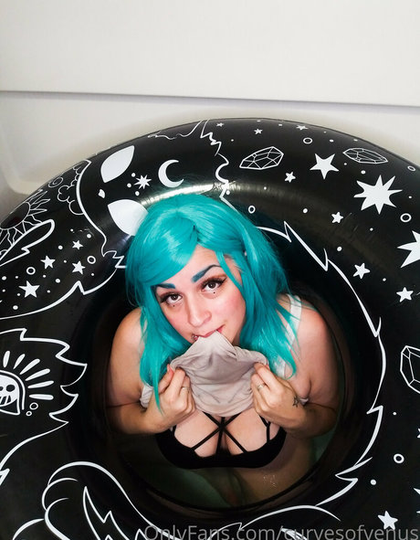 curvesofvenus model art picture