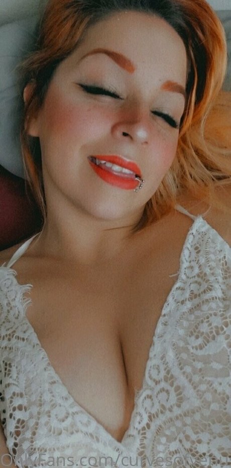 curvesofvenus pornstar nude image