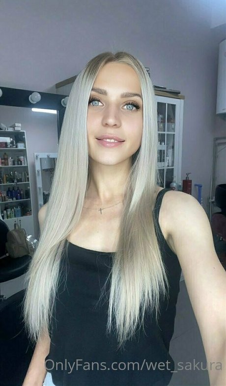 wet sakura perfect model photo