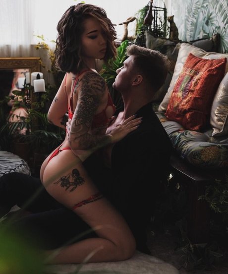 ChunLybia naked actress galleries