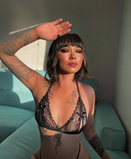 ChunLybia pornstar naked pics