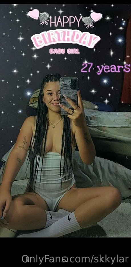 skkylar porn model photo