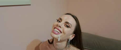 aurora whitewhale model exclusive pics