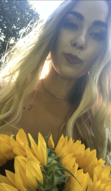 mizroseexposed sex pornstar pics