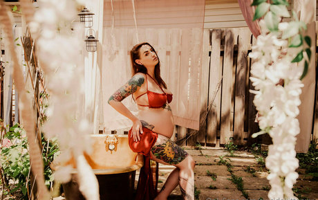 suicidekittenxxx exclusive star photos