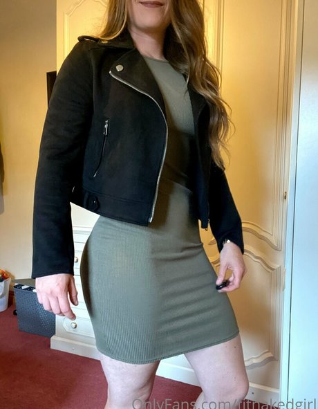 fitnakedgirl art model img