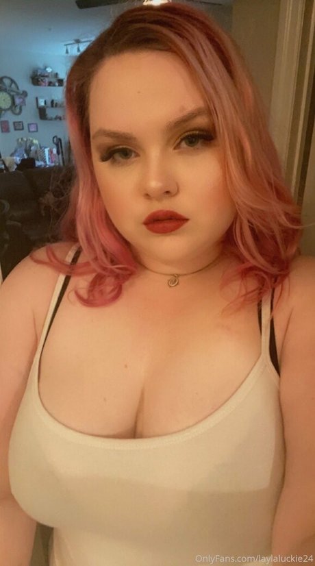 laylaluckie24 porn actress pics