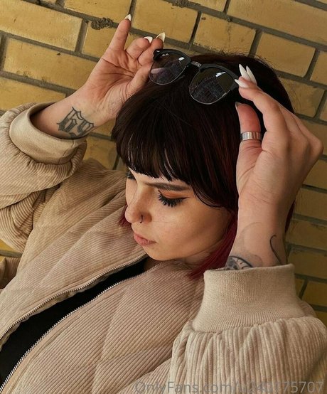 kira aa pornstar free photos