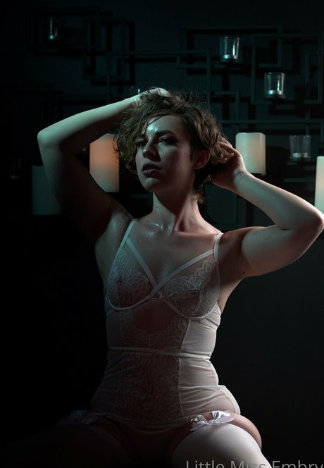 littlemissembry pornstar erotic picture