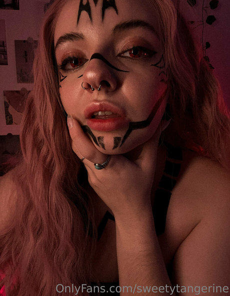 sweetytangerine star naked photos