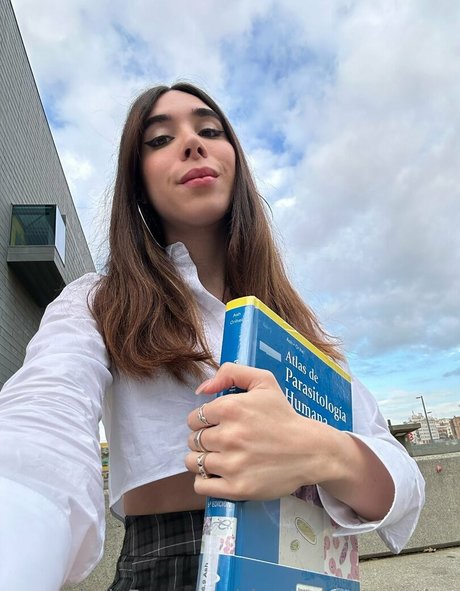 shystudentagostina star nice images