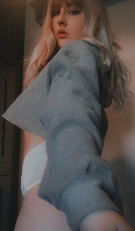 fat girls onlyfans naked photo