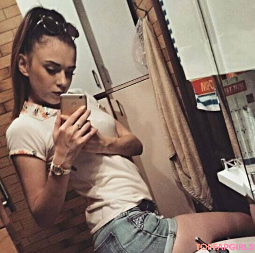 playfulkitty1 pornstar adult pics