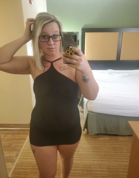 one onlyfans erotic archive