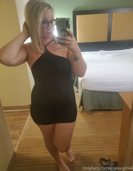 blonde babe onlyfans art nude pic